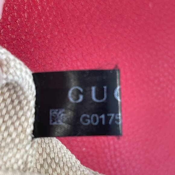 Gucci Red Pebbled Calfskin Leather Soho Flap Chain Small Shoulder Bag - Preowned - Picture 11 of 14